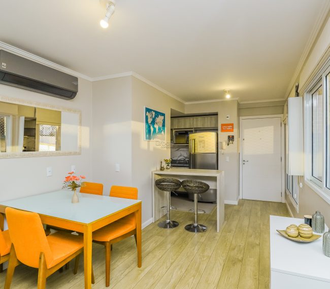 Apartamento com 71m², 2 quartos, 1 suíte, 1 vaga, no bairro Rio Branco em Porto Alegre