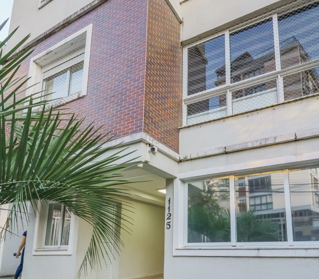 Apartamento com 71m², 2 quartos, 1 suíte, 1 vaga, no bairro Independência em Porto Alegre