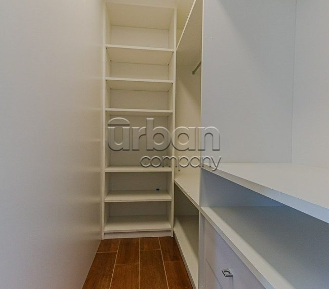 Apartamento Duplex com 256m², 3 quartos, 3 suítes, 4 vagas, no bairro Bela Vista em Porto Alegre