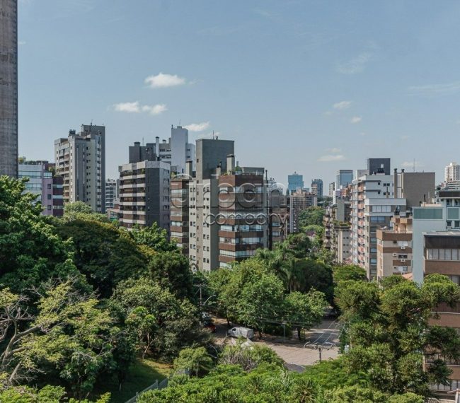 Apartamento Duplex com 256m², 3 quartos, 3 suítes, 4 vagas, no bairro Bela Vista em Porto Alegre