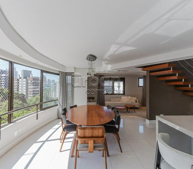 Apartamento Duplex com 256m², 3 quartos, 3 suítes, 4 vagas, no bairro Bela Vista em Porto Alegre