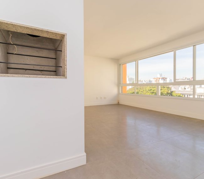 Apartamento com 53m², 1 quarto, 1 suíte, 2 vagas, no bairro Passo da Areia em Porto Alegre