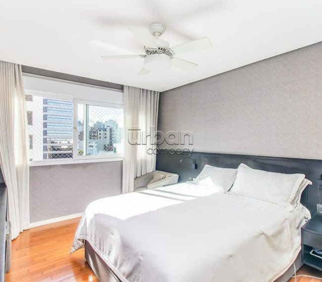 Apartamento com 122m², 3 quartos, 3 suítes, 3 vagas, no bairro Petrópolis em Porto Alegre