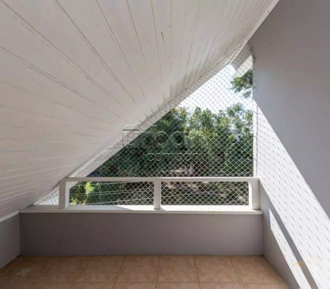 Casa com 236m², 3 quartos, 2 suítes, 2 vagas, no bairro Chácara Das Pedras em Porto Alegre