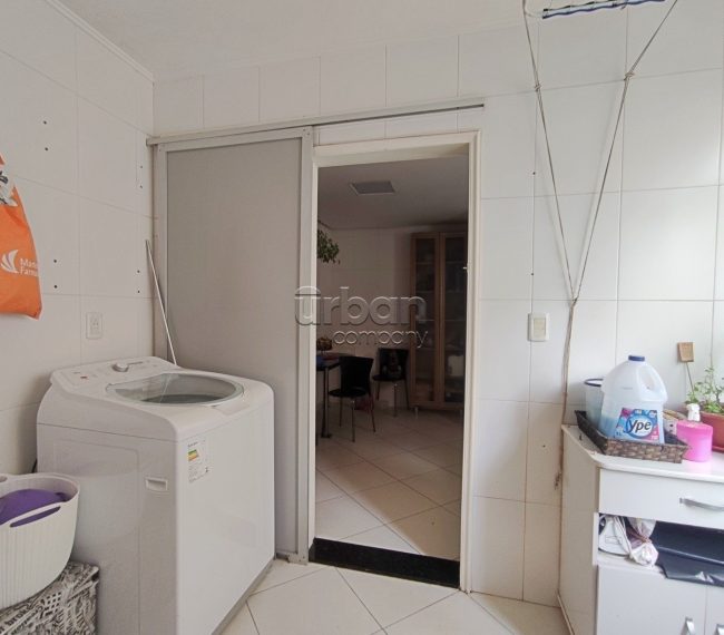 Cobertura com 125m², 4 quartos, 2 vagas, no bairro Petrópolis em Porto Alegre