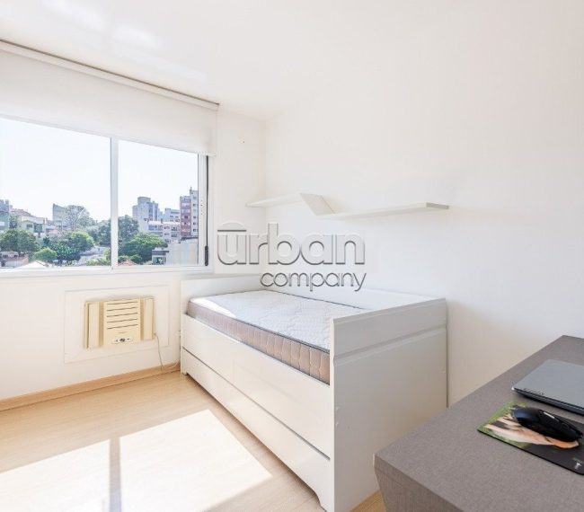 Apartamento com 95m², 3 quartos, 1 suíte, 2 vagas, no bairro Jardim Lindóia em Porto Alegre