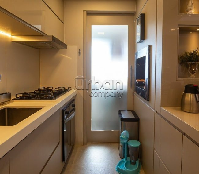 Apartamento com 89m², 3 quartos, 1 suíte, 2 vagas, no bairro Petrópolis em Porto Alegre