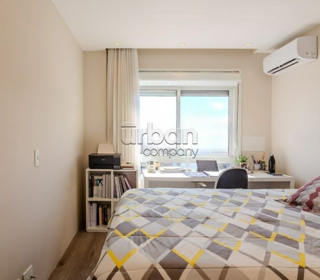 Apartamento com 89m², 3 quartos, 1 suíte, 2 vagas, no bairro Petrópolis em Porto Alegre