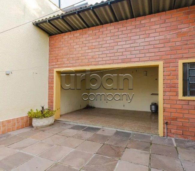 Casa com 400m², 4 quartos, 1 suíte, 4 vagas, no bairro Jardim Lindoia em Porto Alegre