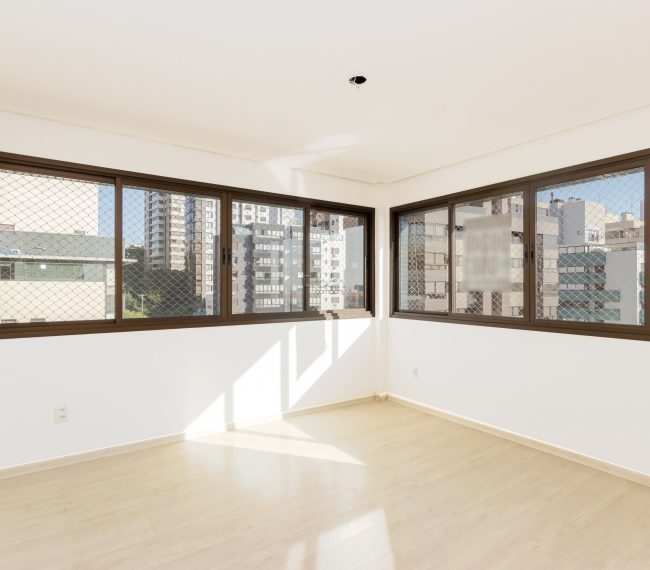 Apartamento Duplex com 130m², 3 quartos, 1 suíte, 3 vagas, no bairro Bela Vista em Porto Alegre