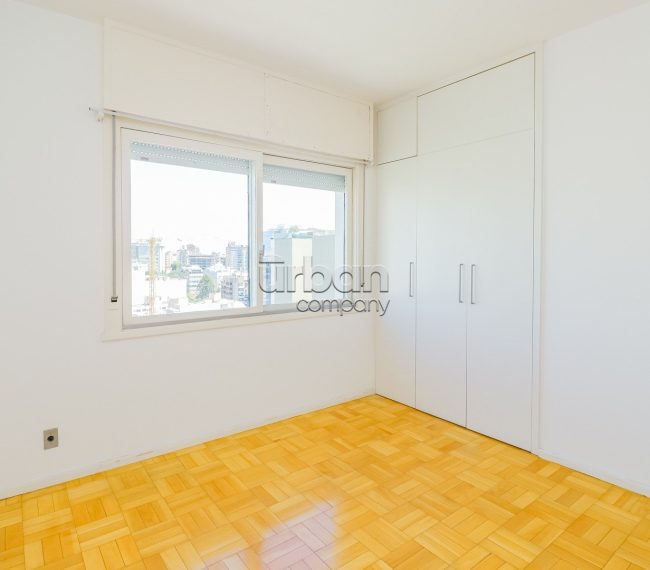 Apartamento com 167m², 3 quartos, 1 suíte, 1 vaga, no bairro Moinhos de Vento em Porto Alegre