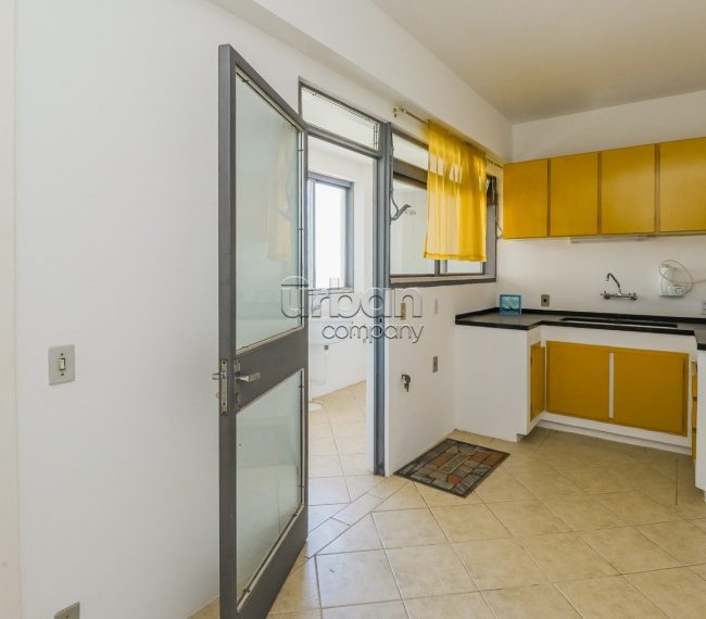 Apartamento com 167m², 3 quartos, 1 suíte, 1 vaga, no bairro Moinhos de Vento em Porto Alegre