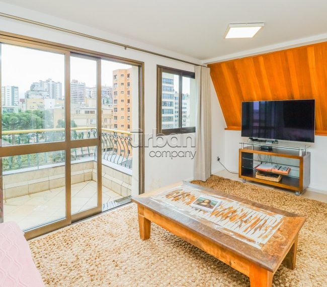 Cobertura com 243m², 3 quartos, 1 suíte, 3 vagas, no bairro Petrópolis em Porto Alegre