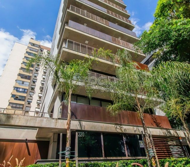 Apartamento Garden com 315m², 3 quartos, 3 suítes, 4 vagas, no bairro Rio Branco em Porto Alegre