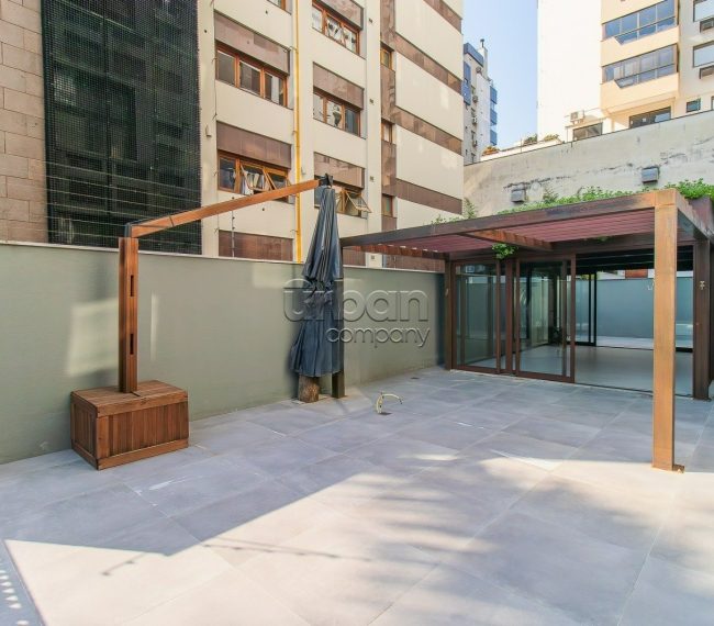 Apartamento Garden com 315m², 3 quartos, 3 suítes, 4 vagas, no bairro Rio Branco em Porto Alegre