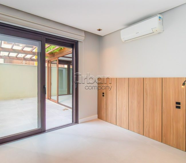 Apartamento Garden com 315m², 3 quartos, 3 suítes, 4 vagas, no bairro Rio Branco em Porto Alegre