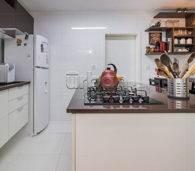 Apartamento com 118m², 3 quartos, 1 suíte, 1 vaga, no bairro Petrópolis em Porto Alegre