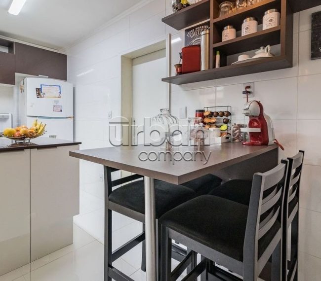 Apartamento com 118m², 3 quartos, 1 suíte, 1 vaga, no bairro Petrópolis em Porto Alegre