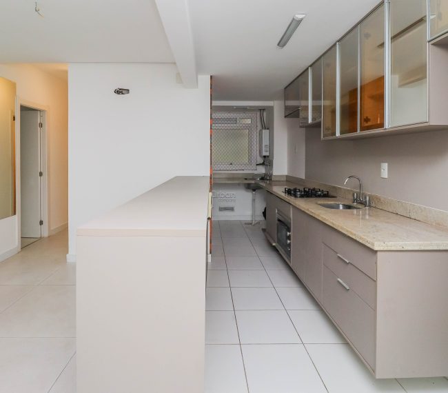 Apartamento Garden com 100m², 3 quartos, 1 suíte, 1 vaga, no bairro Jardim Lindóia em Porto Alegre