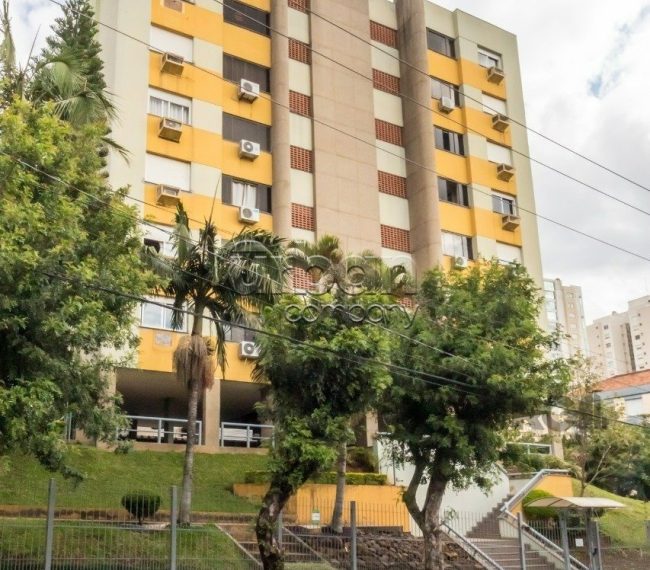 Apartamento com 66m², 2 quartos, 1 vaga, no bairro Passo da Areia em Porto Alegre