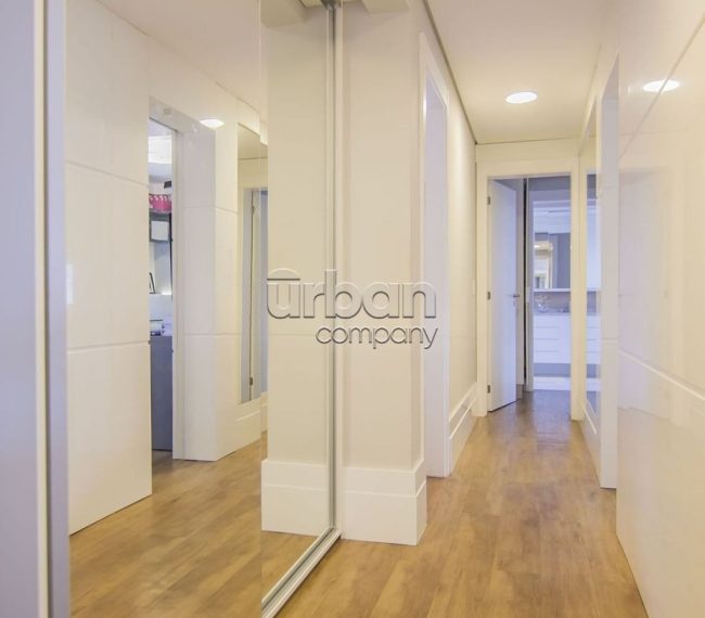 Apartamento com 162m², 3 quartos, 3 suítes, 2 vagas, no bairro Central Parque em Porto Alegre