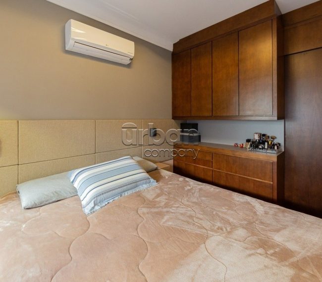 Apartamento Garden com 162m², 2 quartos, 1 suíte, 2 vagas, no bairro Petrópolis em Porto Alegre