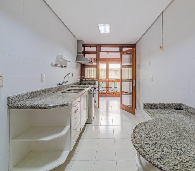 Apartamento com 132m², 3 quartos, 1 suíte, 2 vagas, no bairro Bela Vista em Porto Alegre