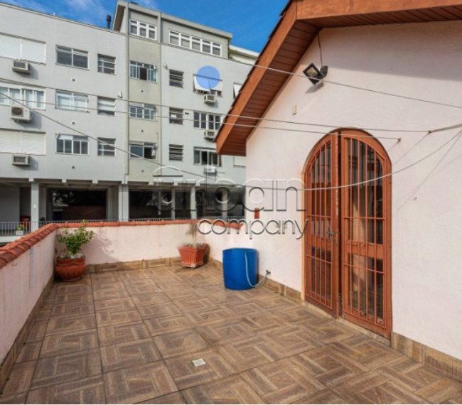 Casa com 164m², 3 quartos, 1 suíte, 2 vagas, no bairro Mont Serrat em Porto Alegre