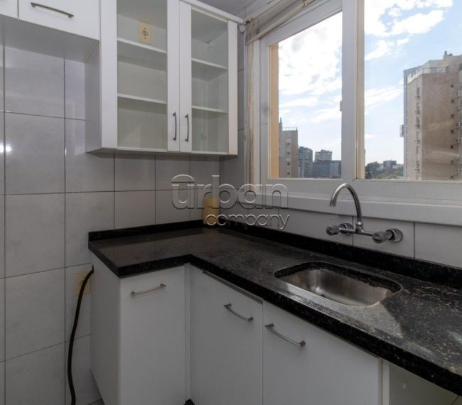 Apartamento com 78m², 3 quartos, 1 suíte, 2 vagas, no bairro Chácara da Pedras em Porto Alegre