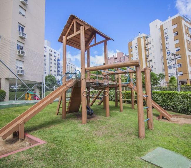 Apartamento com 112m², 3 quartos, 1 suíte, 2 vagas, no bairro Chácara da Pedras em Porto Alegre