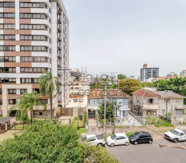 Apartamento com 86m², 3 quartos, 1 suíte, 2 vagas, no bairro Petrópolis em Porto Alegre