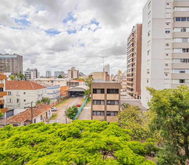 Apartamento com 106m², 3 quartos, 1 vaga, no bairro Menino Deus em Porto Alegre