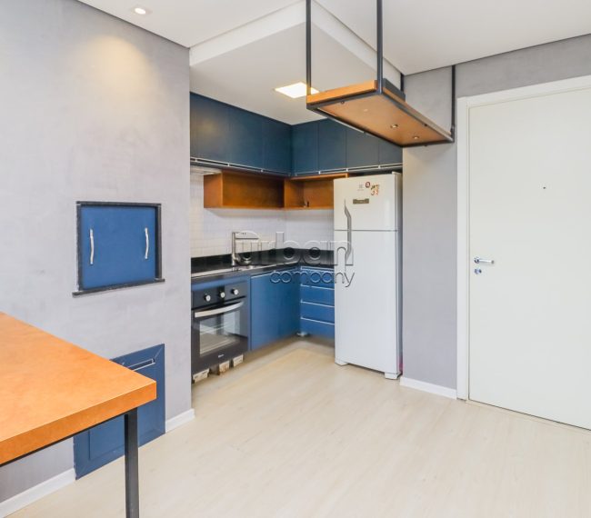 Apartamento com 41m², 1 quarto, 1 vaga, no bairro Partenon em Porto Alegre