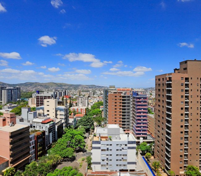 Apartamento com 112m², 3 quartos, 1 suíte, 2 vagas, no bairro Petrópolis em Porto Alegre