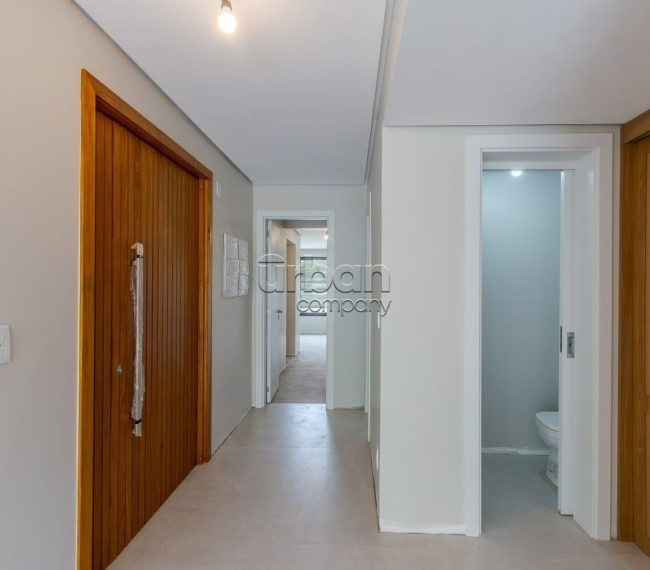 Apartamento Garden com 119m², 2 quartos, 2 suítes, 1 vaga, no bairro Chácara das Pedras em Porto Alegre