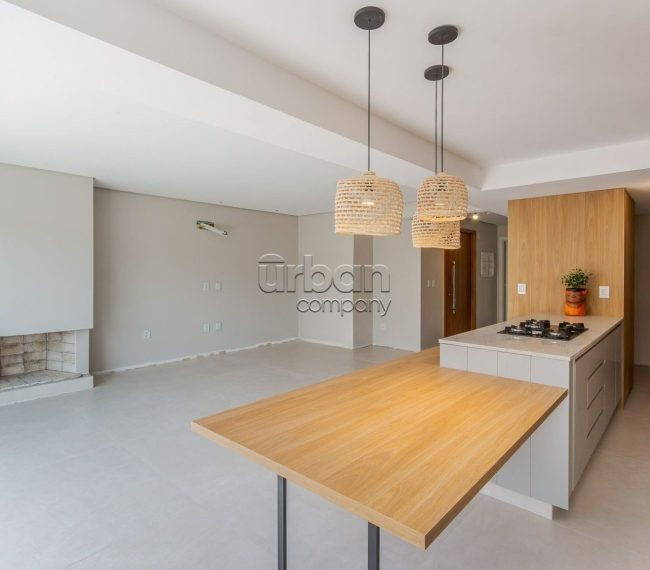 Apartamento Garden com 119m², 2 quartos, 2 suítes, 1 vaga, no bairro Chácara das Pedras em Porto Alegre