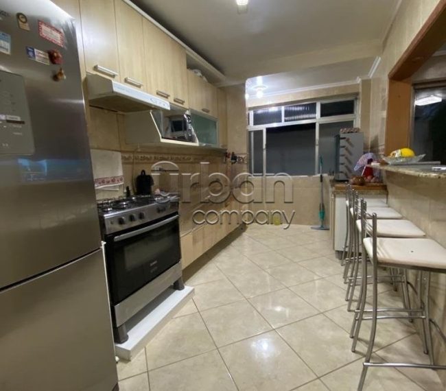 Apartamento com 93m², 3 quartos, 1 vaga, no bairro Passo da Areia em Porto Alegre