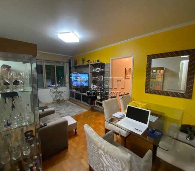 Apartamento com 93m², 3 quartos, 1 vaga, no bairro Passo da Areia em Porto Alegre