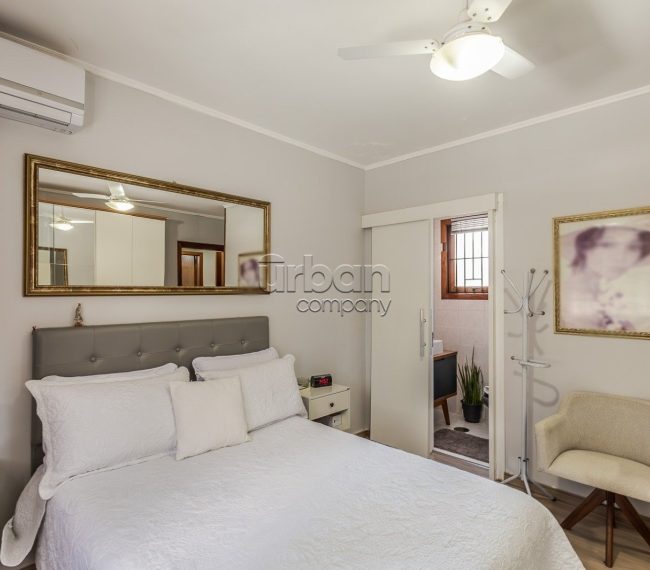 Apartamento com 78m², 2 quartos, 1 suíte, 1 vaga, no bairro Jardim Lindóia em Porto Alegre