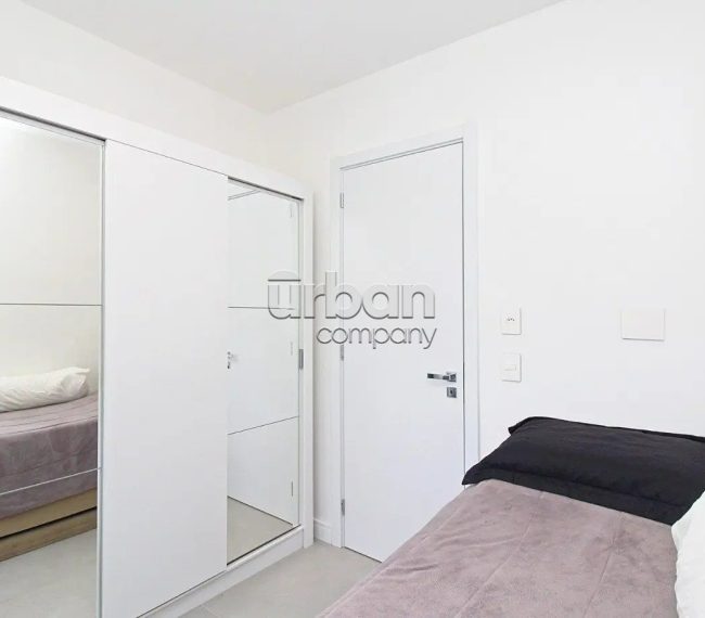 Apartamento com 67m², 3 quartos, 1 suíte, 2 vagas, no bairro Jardim Lindóia em Porto Alegre