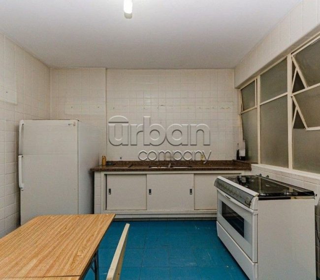 Apartamento com 188m², 4 quartos, 1 suíte, 1 vaga, no bairro Independência em Porto Alegre