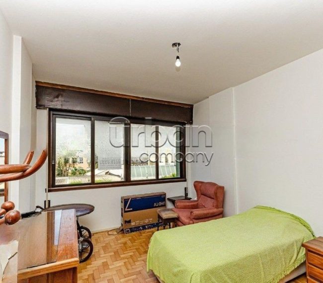 Apartamento com 188m², 4 quartos, 1 suíte, 1 vaga, no bairro Independência em Porto Alegre