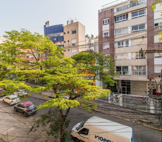 Apartamento com 118m², 3 quartos, 1 suíte, no bairro Independência em Porto Alegre