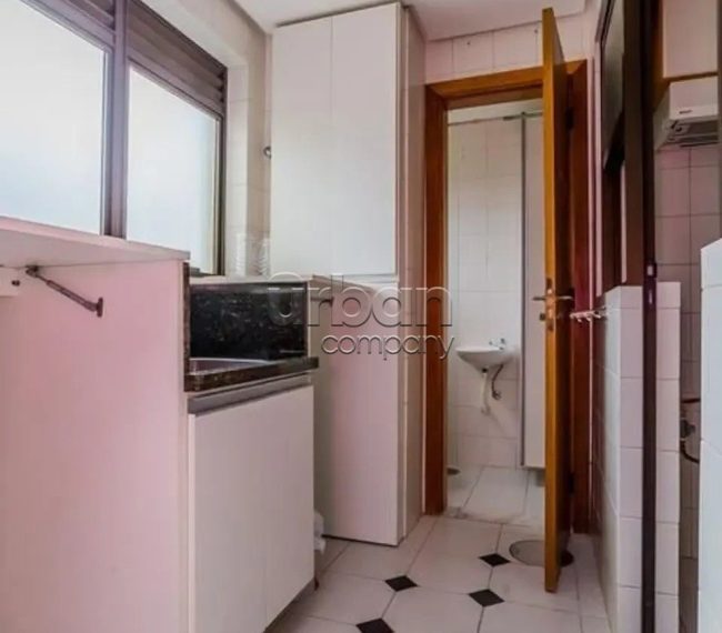 Apartamento com 121m², 3 quartos, 1 suíte, 2 vagas, no bairro Petrópolis em Porto Alegre