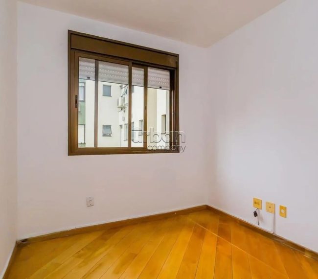 Apartamento com 121m², 3 quartos, 1 suíte, 2 vagas, no bairro Petrópolis em Porto Alegre