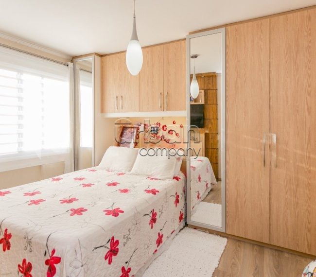 Apartamento com 77m², 2 quartos, 1 suíte, 2 vagas, no bairro Jardim Lindóia em Porto Alegre