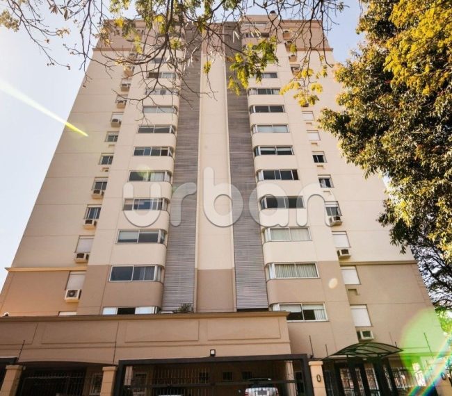 Apartamento com 105m², 3 quartos, 1 suíte, 2 vagas, no bairro Jardim Botânico em Porto Alegre