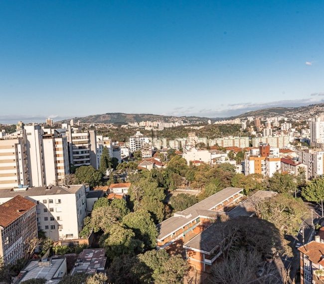 Apartamento com 67m², 3 quartos, 1 suíte, 2 vagas, no bairro Petrópolis em Porto Alegre