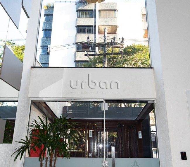 Apartamento com 67m², 3 quartos, 1 suíte, 2 vagas, no bairro Petrópolis em Porto Alegre