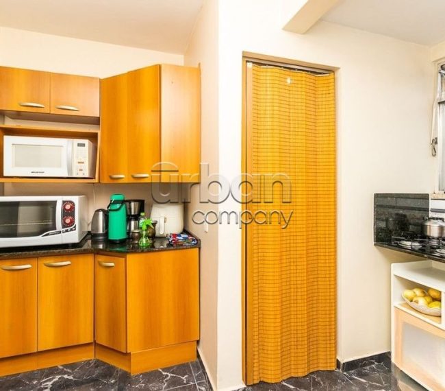 Apartamento com 70m², 2 quartos, 1 vaga, no bairro Vila Ipiranga em Porto Alegre